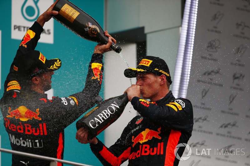 third place Daniel Ricciardo, Red Bull Racing, Max Verstappen, Red Bull Racing, race winner, celebrate, Champagne on the podium