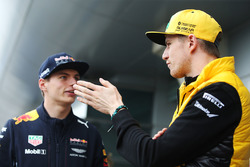 Nico Hulkenberg, Renault Sport F1 Team, Max Verstappen, Red Bull
