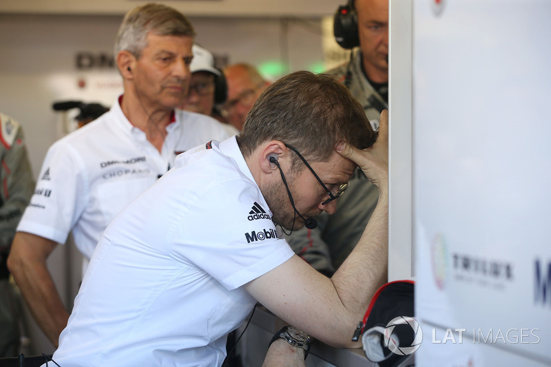 Голова Porsche LMP1 Фрітц Ензінгер, керівник команди LMP1 Porsche Team Андреас Зайдль