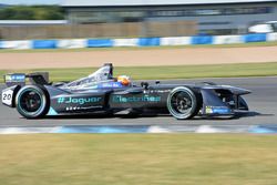 Alex Lynn, Jaguar Racing