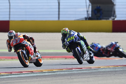 Marc Marquez, Repsol Honda Team; Valentino Rossi, Yamaha Factory Racing