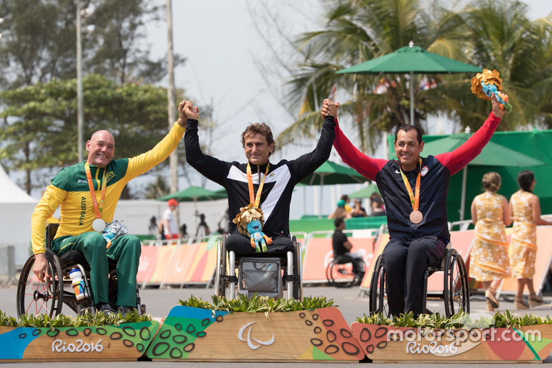 Podium: Winner Alex Zanardi