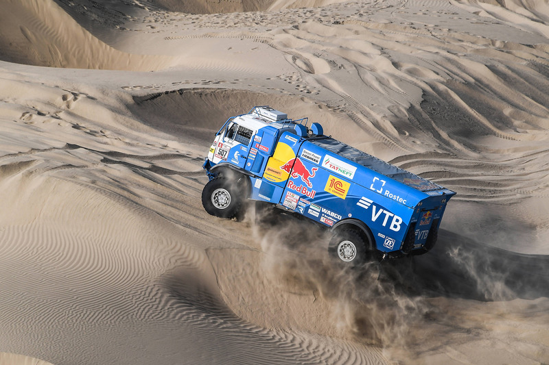 #507 Team Kamaz Master: Ayrat Mardeev, Aydar Belyaev, Dmitry Svistunov