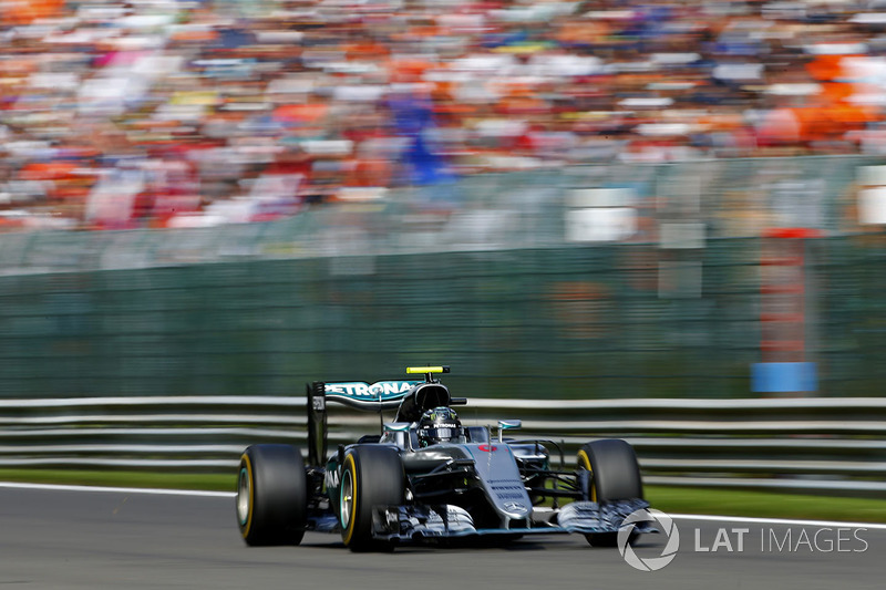 2016: Нико Росберг, Mercedes F1 W07 Hybrid