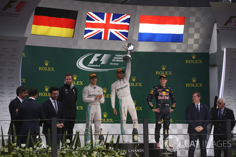 Apesar de números tão ricos, Hamilton tem apenas uma vitória no GP do Brasil, mas o triunfo foi com a Mercedes, em 2016.