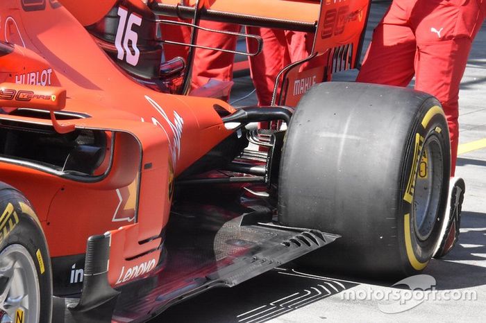 Ferrari SF90 detalle trasero