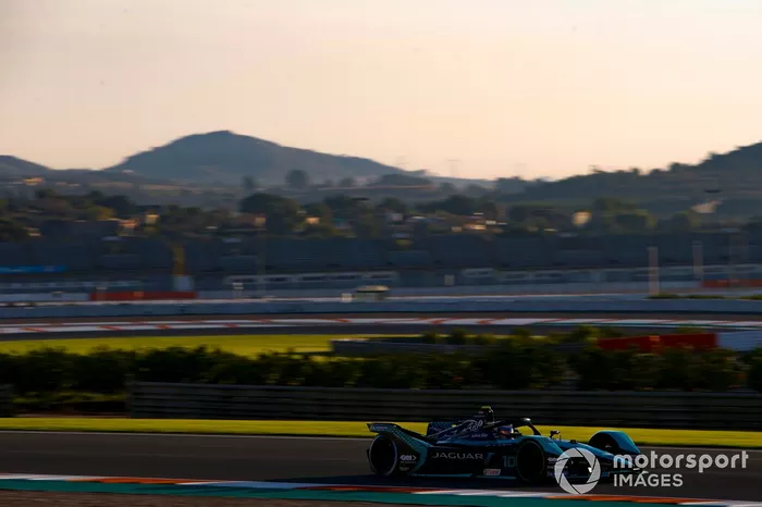 Sam Bird, Panasonic Jaguar Racing, Jaguar I-Type 5