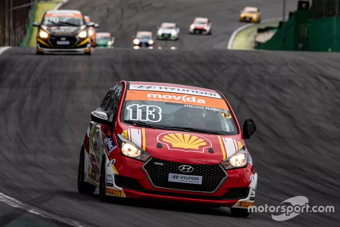 Diego Ramos, campeão da Copa Shell HB20