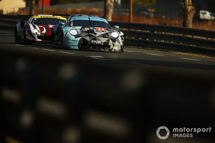#77 Proton Competition Porsche 911 RSR: Christian Ried, Riccardo Pera, Matt Campbell