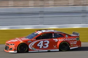 #43: Darrell Wallace Jr., Richard Petty Motorsports, Chevrolet Camaro Door Dash