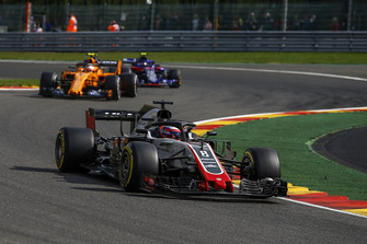 Romain Grosjean, Haas F1 Team VF-18 ve Stoffel Vandoorne, McLaren MCL33