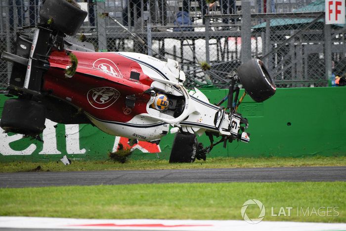 El accidente de Marcus Ericsson, Sauber C37