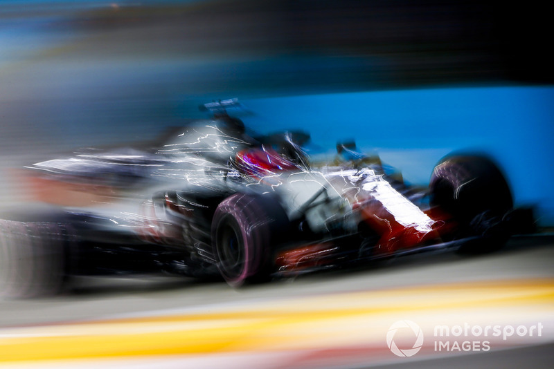 Romain Grosjean, Haas F1 Team VF-18