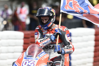 Переможець гонки Андреа Довіціозо, Ducati Team