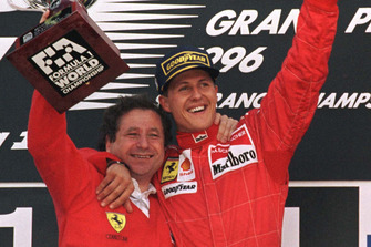 Podium: racewinnaar Michael Schumacher, Ferrari met Jean Todt, Ferrari