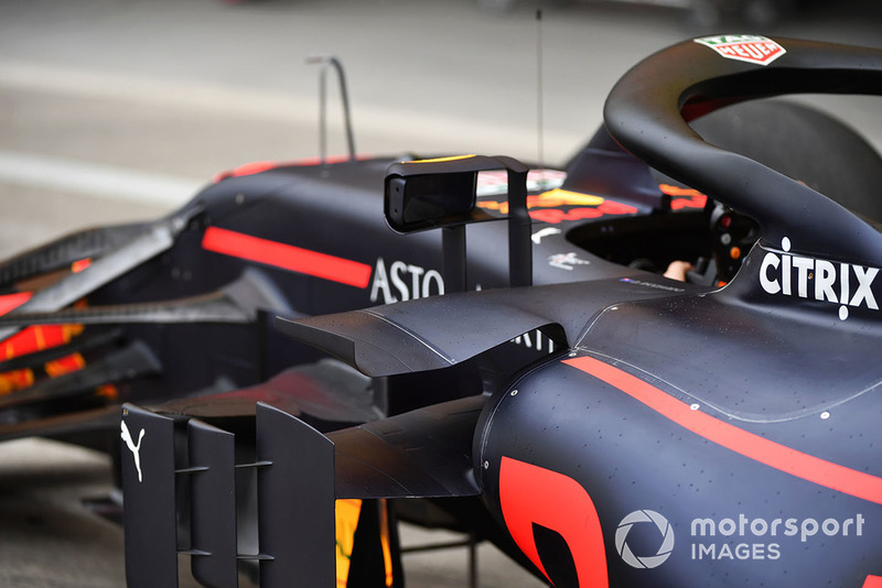 Bocche arretrate delle pance della Red Bull RB14