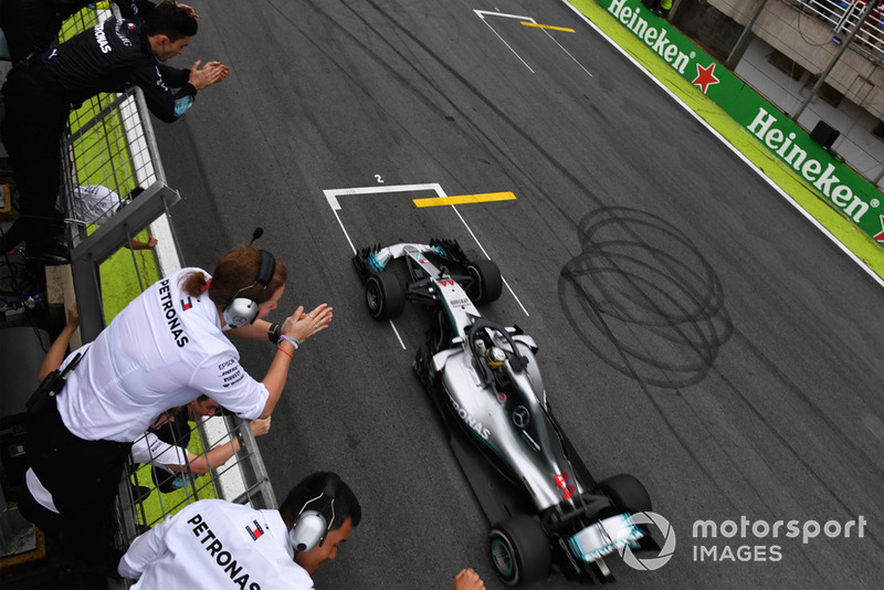 Lewis Hamilton, Mercedes-AMG F1 W09