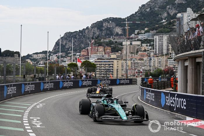 Lance Stroll, Aston Martin AMR23, Sergio Pérez, Red Bull Racing RB19