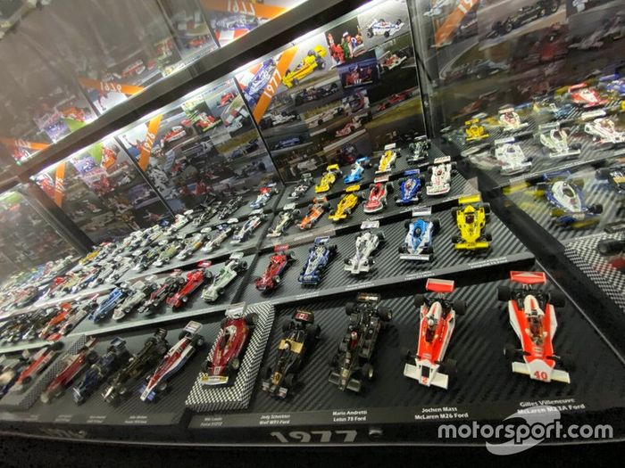 Colección de coches miniatura de F1