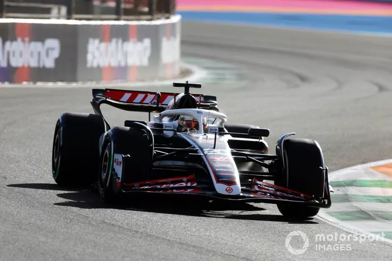 Kevin Magnussen, Haas VF-24