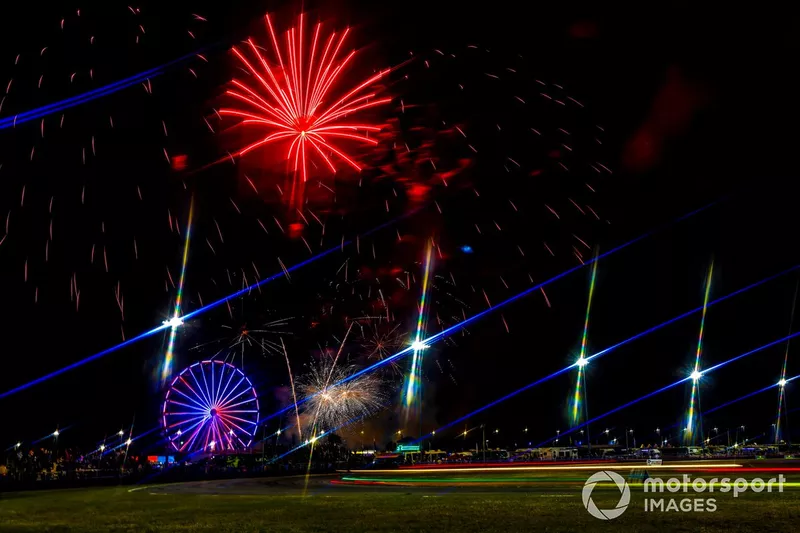 Atmosfera, Fuochi d'artificio