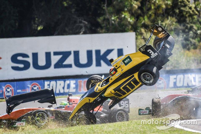 1. Crash von Brendon Leitch