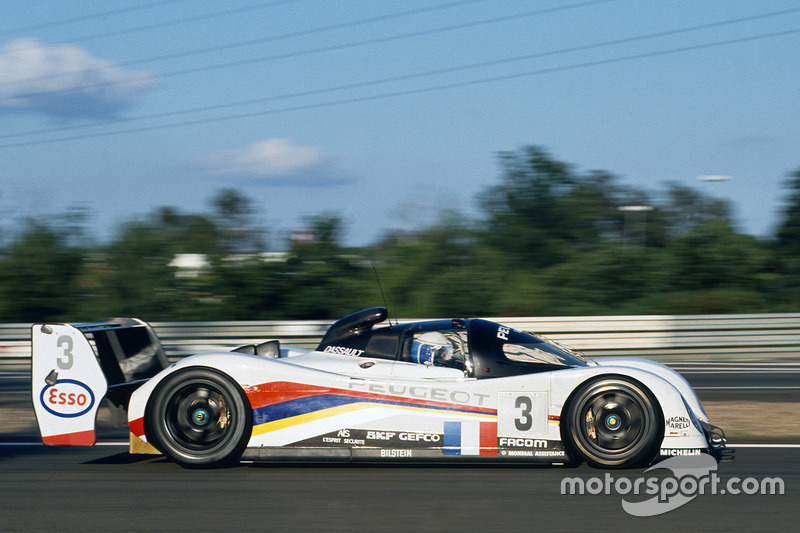 #3 Peugeot Sport Peugeot 905: Eric Helary, Christophe Bouchut, Geoff Brabham