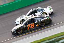 Martin Truex Jr., Furniture Row Racing, Toyota; Brad Keselowski, Team Penske, Ford