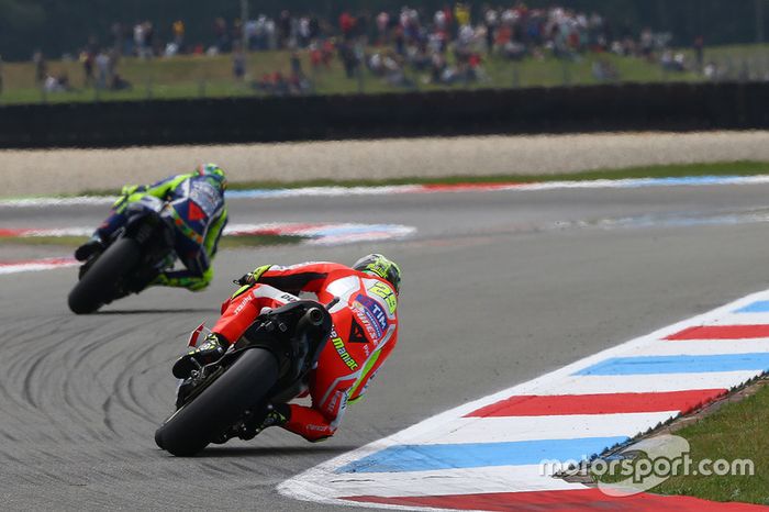 Andrea Iannone, Ducati Team and Valentino Rossi, Yamaha Factory Racing