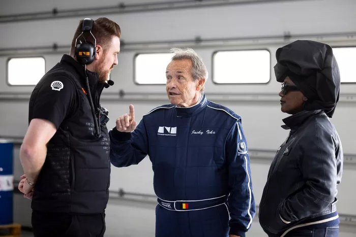 Jacky Ickx, Genesis Magma Racing, Khadja Nin