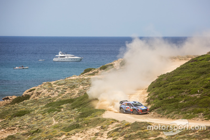 Thierry Neuville, Nicolas Gilsoul, Hyundai Motorsport Hyundai i20 Coupe WRC