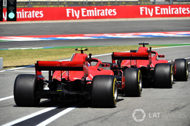 Kimi Raikkonen, Ferrari SF71H and Sebastian Vettel, Ferrari SF71H