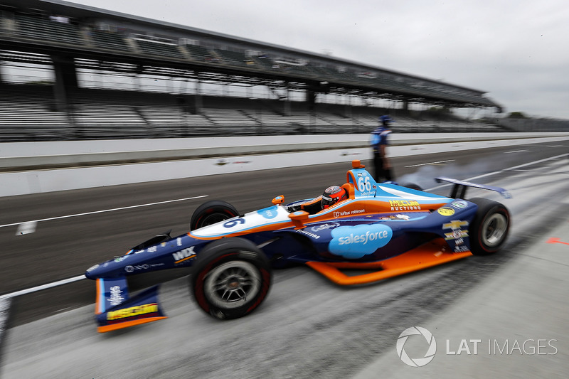 27: J.R. Hildebrand, Dreyer & Reinbold Racing Chevrolet, 225.418