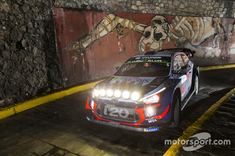 Thierry Neuville, Nicolas Gilsoul, Hyundai Motorsport Hyundai i20 Coupe WRC