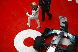 Le vainqueur Lewis Hamilton, Mercedes AMG