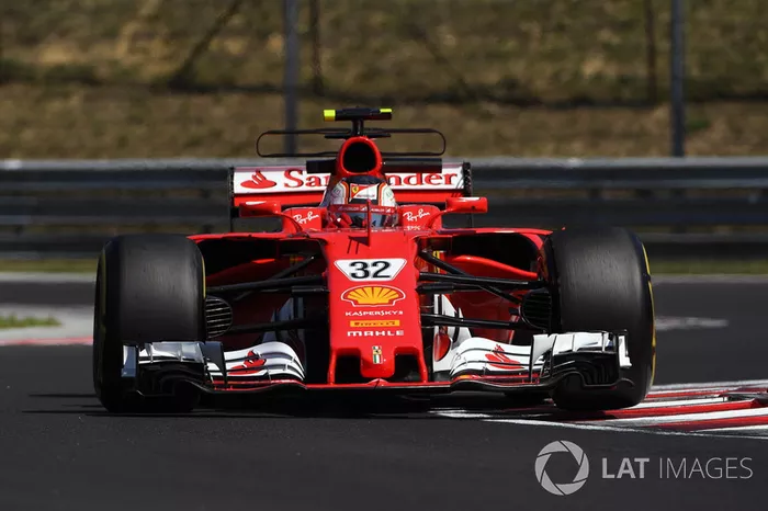 Volvió a disputar test de F1 en 2017, esta vez con Ferrari, demostrando estar listo para dar el salto a la principal categoría del automovilismo.