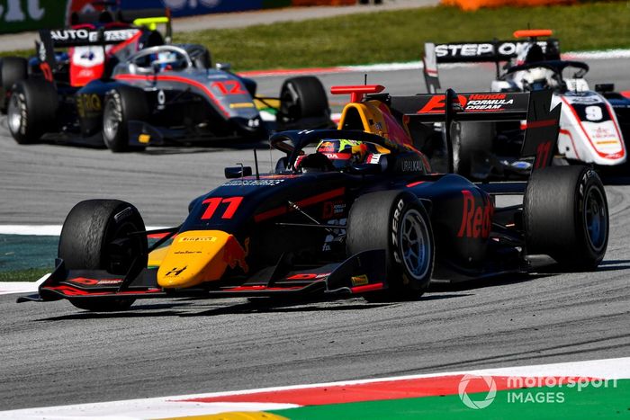 Ayumu Iwasa, Hitech Grand Prix