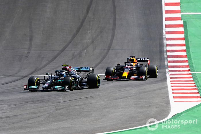 Valtteri Bottas, Mercedes W12, Max Verstappen, Red Bull Racing RB16B