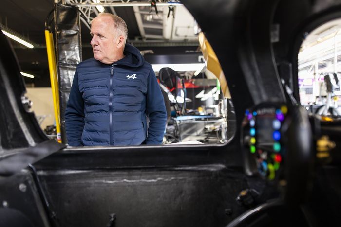 Philippe Sinault, Director del equipo Alpine