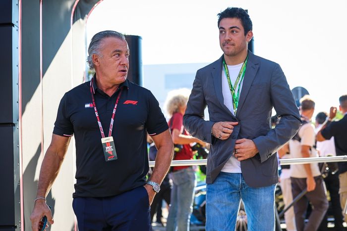 Former F1 driver Jean Alesi and his son Giuliano during final practice.