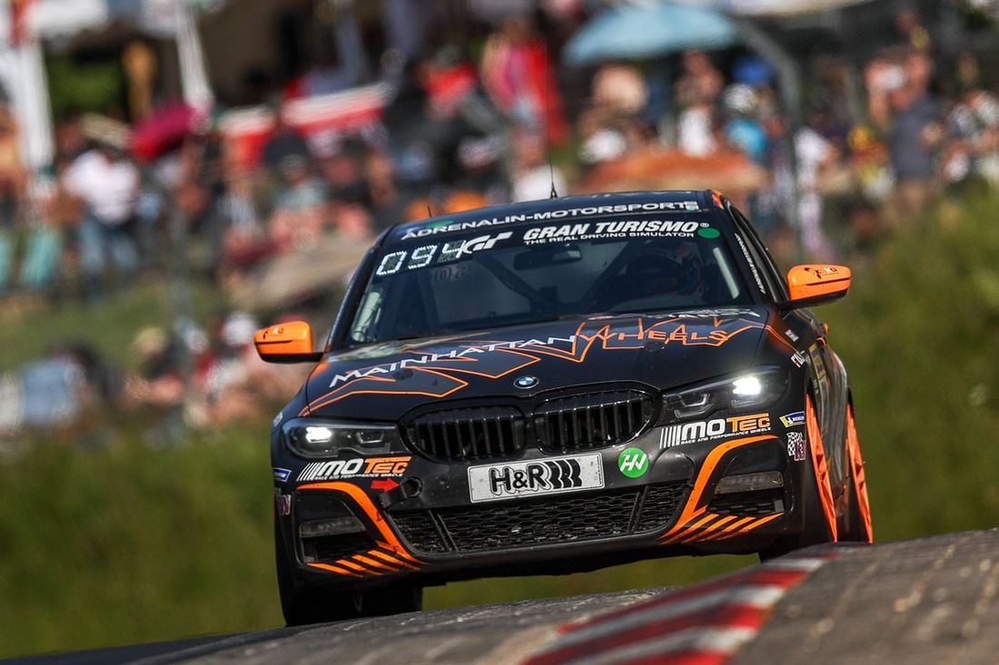 500 #500 Adrenalin Motorsport Equipo Mainhattan Wheels BMW 330i: Philipp Leisen, Philipp Stahlschmidt, Daniel Zils, Oskar Sandberg