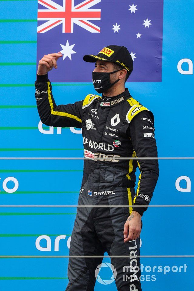 Podio: tercer lugar Daniel Ricciardo, Renault F1