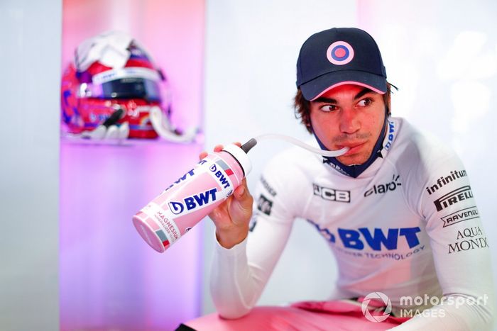 Lance Stroll, Racing Point, bebiendo