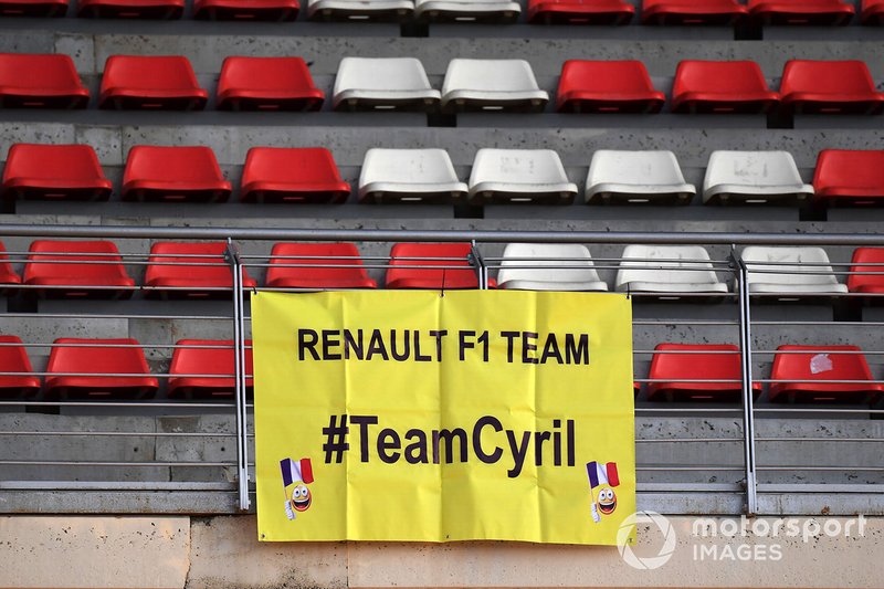 Fans banner for Cyril Abiteboul, Renault Sport F1 Managing Director