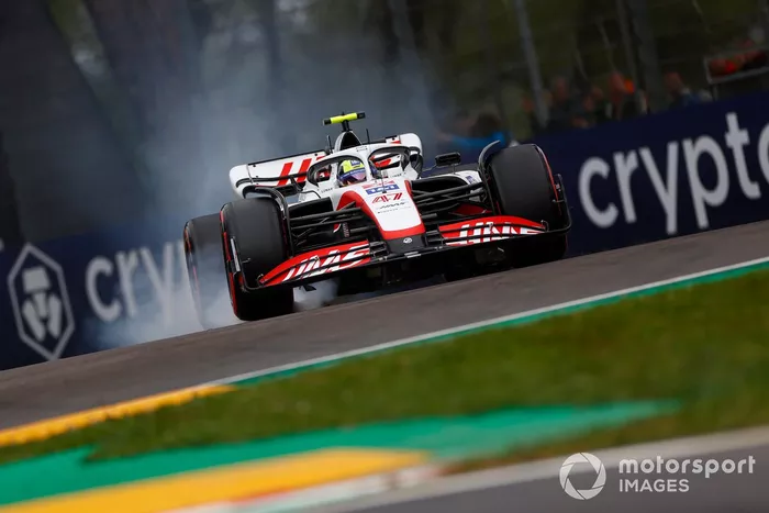 Mick Schumacher, Haas VF-22
