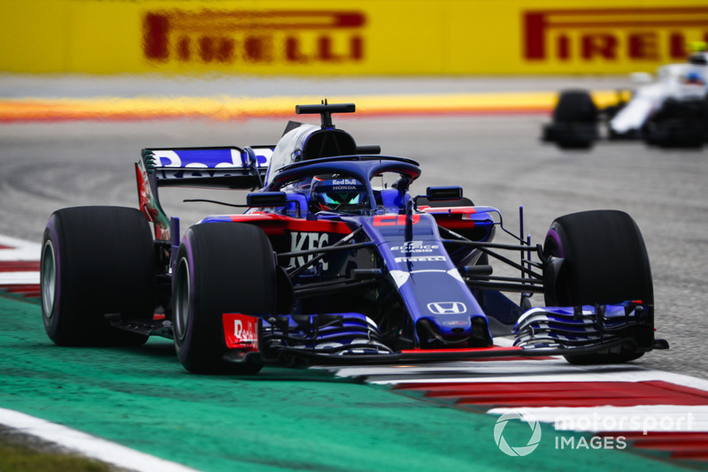 20º Brendon Hartley, Toro Rosso STR13 (sanción por cambios en el motor)