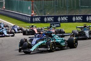 Lance Stroll, Aston Martin AMR23, Alex Albon, Williams FW45, George Russell, Mercedes F1 W14