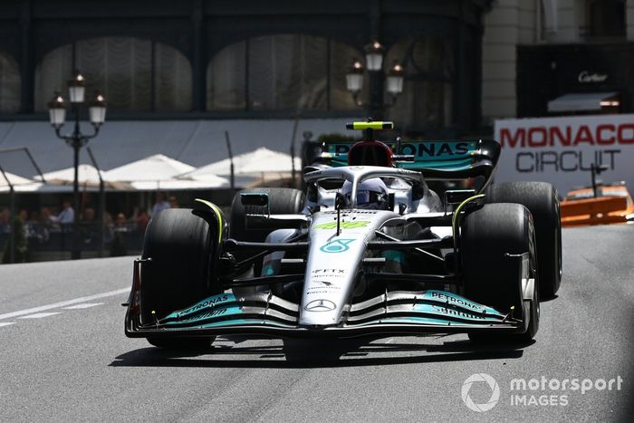 Lewis Hamilton, Mercedes W13