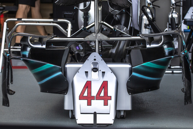 Mercedes AMG F1 W09, ніс
