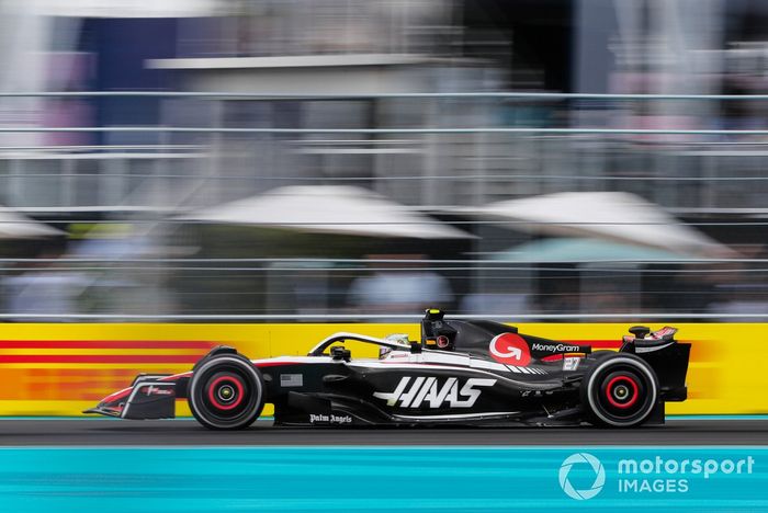 Nico Hulkenberg, Haas VF-23